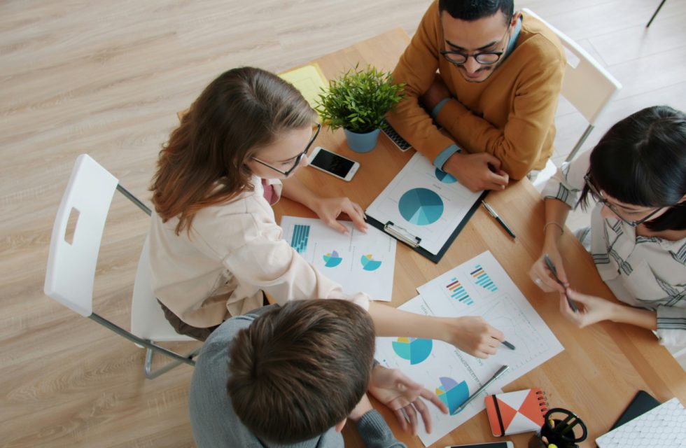 De-Risking the Launch: How to Price and Package New Products for Market Success